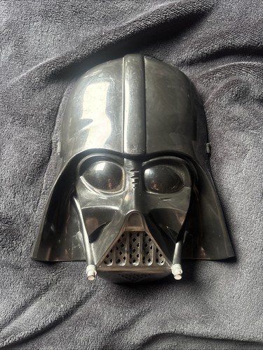 Darth vader mask 2005 - darth,